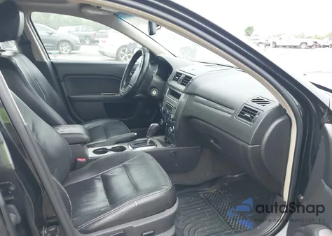 2010 Ford Fusion Sel z USA, uszkodzony, nr VIN 3FAHP0JAXAR267370